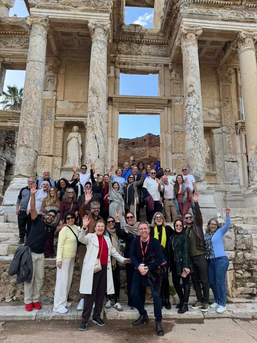 Grupo Kzulo em Éfeso, Turquia